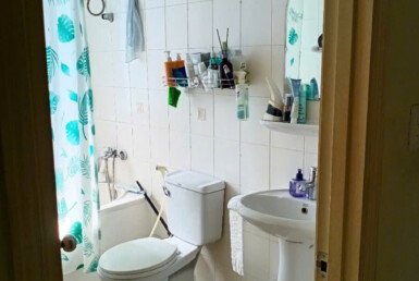 toilet-trong-can-ho-ban