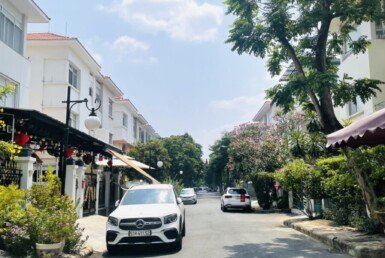 vi-tri-nha-biet-thu-ban-mat-duong-noi-khu-my-kim-2