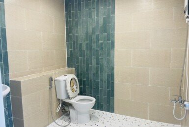 wc-can-ho-can-cho-thue