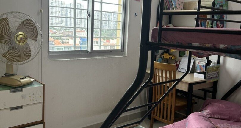 z6740698915763 a3f1fc38353d0d03c1891d9ec54515a3 810x430 - Bán căn hộ Sky Garden 1. DT 88m2 Nhà thiết kế 3 phòng ngủ-2wc- Cửa Bắc View Nam- Giá bán 6.150 Tỷ (TL)