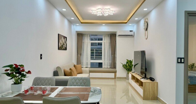 ban can ho dky garden 3 18 810x430 - Bán nhanh CH Sky Garden 3. DT 56m2 Nhà đẹp- Đầy đủ nội thất như hình-2pn-1wc View nam mát mẻ. Giá 4.280 Tỷ