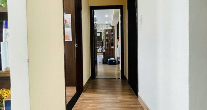 ban can ho garden court 2 2 810x430 - Bán căn hộ Garden Court 2. DT 128m2 Thiết kế 3 phòng-2wc- Nội thất đầy đủ- cửa bắc view đông nam- Giá 13.5 Tỷ