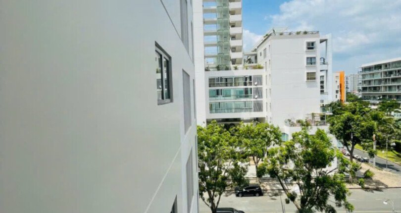 ban can ho garden court 2 7 810x430 - Bán căn hộ Garden Court 2. DT 128m2 Thiết kế 3 phòng-2wc- Nội thất đầy đủ- cửa bắc view đông nam- Giá 13.5 Tỷ