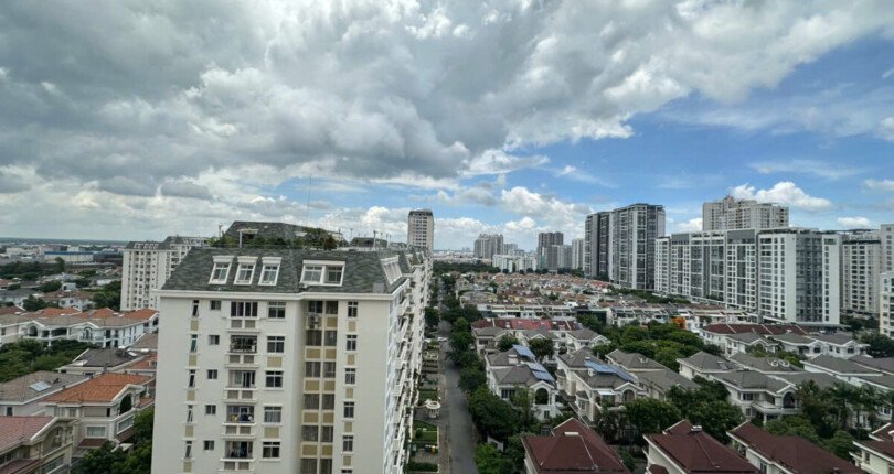 ban can ho midtown m6 6 810x430 - Bán nhanh căn hộ Midtown Tòa M6. DT 90m2 Lầu cao View đông nam- nội thất chủ đầu tư- Có ô xe trệt- Giá 8.6 Tỷ