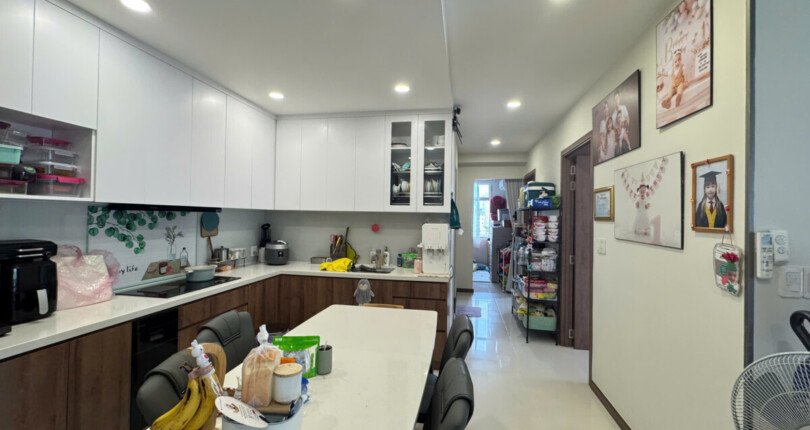 ban can ho sky garden 2 4 810x430 - Bán căn hộ Sky Garden 2. Căn góc 91m2 Nhà đẹp- thiết kế 3 Phòng-2wc- lầu trung- View nội khu- Giá 5.880 Tỷ