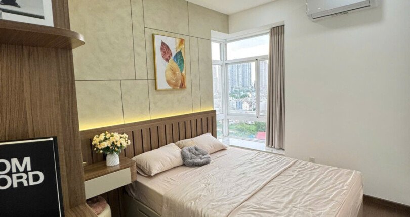 ban can ho sky garden 3 10 16 810x430 - Bán căn hộ đẹp tại Sky Garden 3. Căn góc 80m2 lầu cao- Mới decor nội thất- 3 Phòng-2wc- Giá bán 6.490 Tỷ