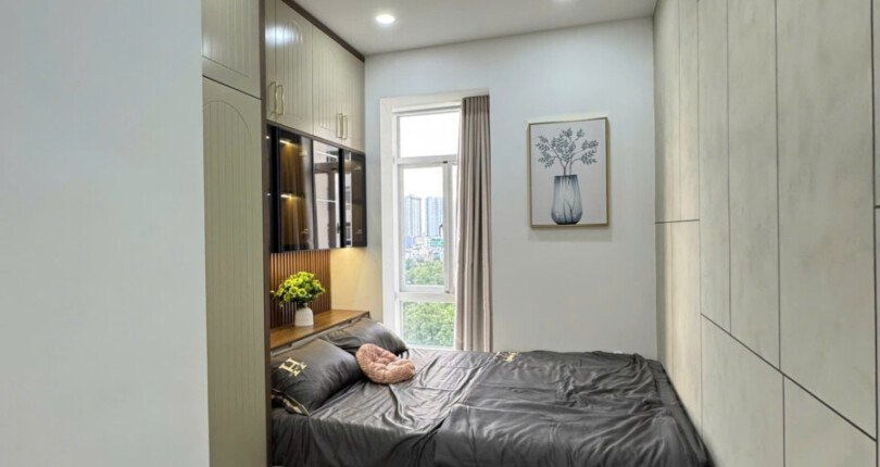 ban can ho sky garden 3 11 18 810x430 - Bán căn hộ đẹp tại Sky Garden 3. Căn góc 80m2 lầu cao- Mới decor nội thất- 3 Phòng-2wc- Giá bán 6.490 Tỷ