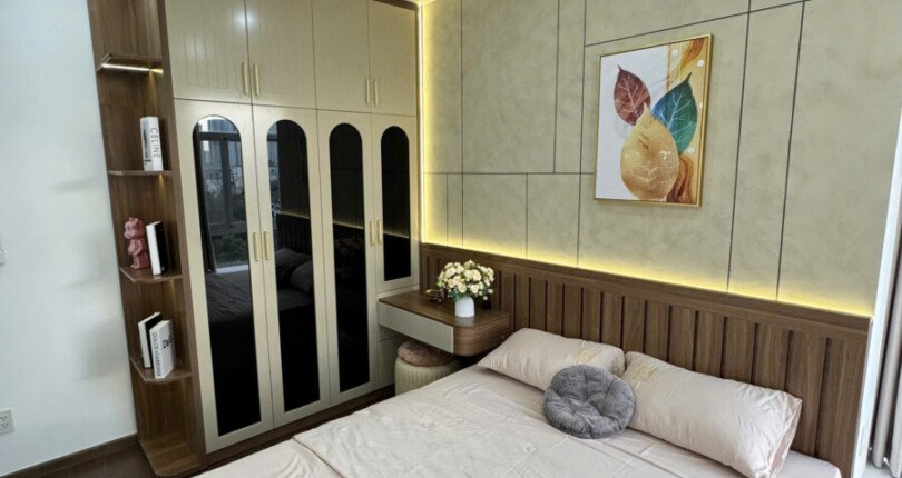 ban can ho sky garden 3 12 14 810x430 - Bán căn hộ đẹp tại Sky Garden 3. Căn góc 80m2 lầu cao- Mới decor nội thất- 3 Phòng-2wc- Giá bán 6.490 Tỷ