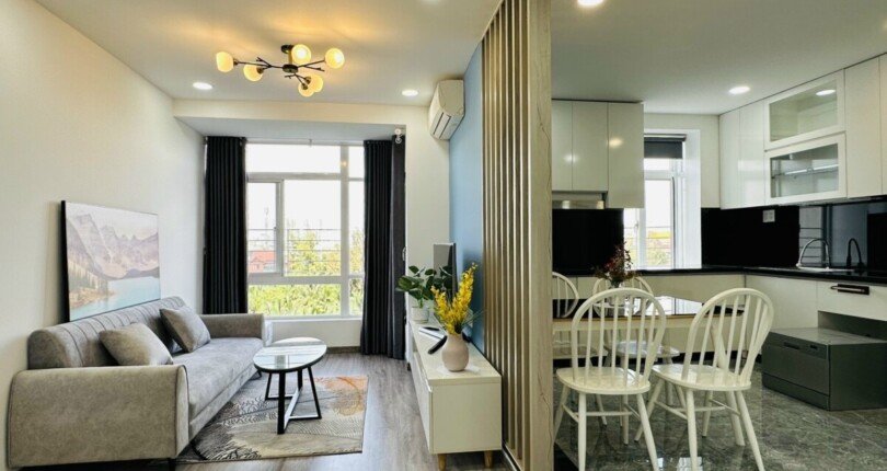 ban can ho sky garden 3 9 8 810x430 - Cho thuê căn hộ Sky garden 3. DT 70m2 Nhà đẹp- View sông-2 phòng ngủ-2wc- Giá thuê chỉ 14 Triệu/Tháng