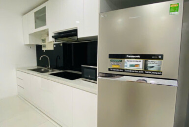 bep can ho ban 23 385x258 - Bán căn hộ 70m2, chung cư Scenic Valley 1, giá 5.9 tỷ, 02pn, đầy đủ nội thất, xem nhà dễ.