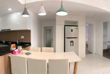 bep can ho can ban 5 385x258 - Cần bán căn hộ chung cư Scenic Valley , 77m2, giá 6.6tỷ + 01 ô đậu xe tầng hầm, nhà đang có hợp đồng thuê.