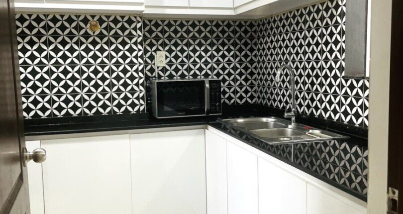 bep rong rai 810x430 - Giá cho thuê căn hộ 3pn chung cư Grand View Phú Mỹ Hưng T7/2025