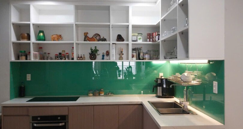 bep trong can ho ban 810x430 - Giá mua bán căn hộ 3pn Tháp C chung cư Riverside Residence T7/2025