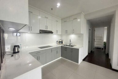 can-canh-bep-rong-rai