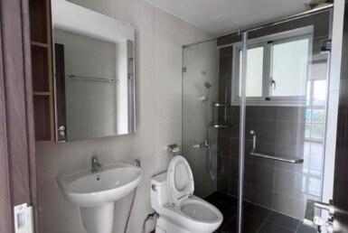 can-ho-co-2-toilet-hoan-thien-nhu-hinh