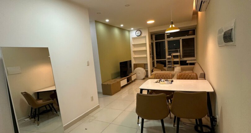 cho thue can ho sky garden 3 1 11 810x430 - Cho thuê căn hộ Sky Garden 3. DT 70m2 Lầu cao- View Hồ Bơi- Đẹp và Thoáng- 2 phòng-2wc- Giá thuê 15 Triệu/Tháng