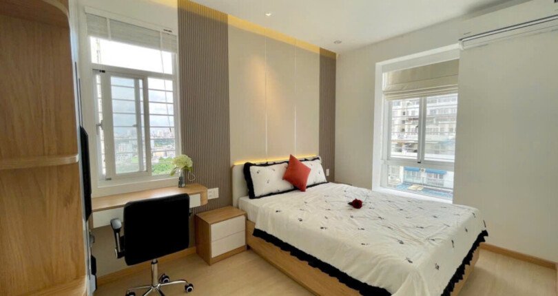 cho thue can ho sky garden 3 2 2 810x430 - Cho thuê căn hộ đẹp tại Sky Garden 3. DT 68m2 Lầu cao- 2pn-2wc Đầy đủ nội thất mới 100%. Giá thuê 24 Triệu/Tháng