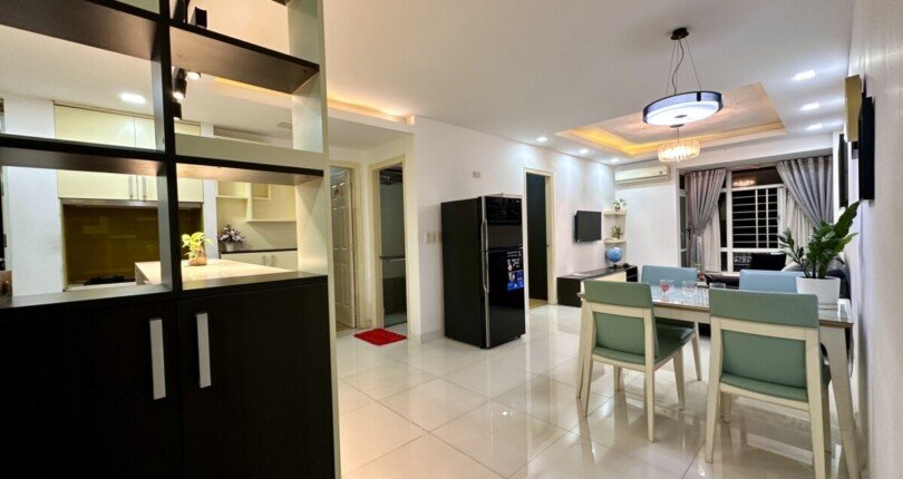 cho thue can ho sky garden 3 9 6 810x430 - Cho thuê nhanh căn góc Sky Garden 3. DT 74m2 Lầu cao- View đẹp- 2 Phòng-2wc- Nội thất đầy đủ- Giá thuê 17 Triệu/Tháng