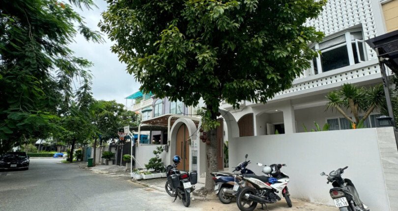 duong noi khu my thai 1a 810x430 - Giá cho thuê nhà Biệt thự nguyên căn 3pn Nội khu Phú Mỹ Hưng T7/2025