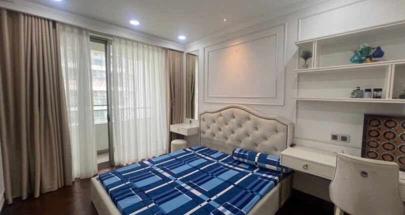 gen h z6825601528057 e451560c95ea308758cfa3e792218293 810x430 - Cho thuê Midtown M6 Block E Tầng 4 dt 89m 2 phòng giá 24 triệu