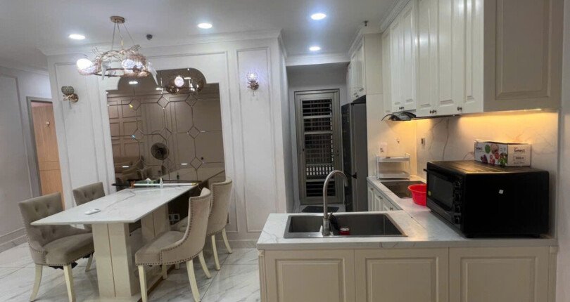 gen h z6825601558018 dfb2c8a21804e2ce19189107e3244649 810x430 - Cho thuê Midtown M6 Block E Tầng 4 dt 89m 2 phòng giá 24 triệu