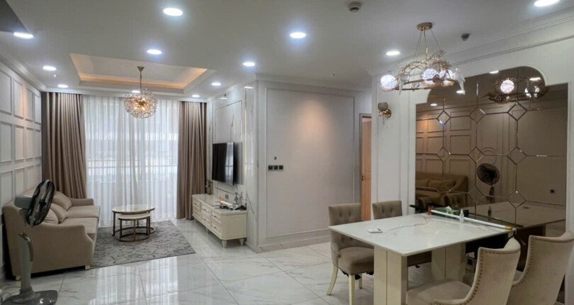 gen h z6825601563853 e7be2660e7cbe24992c4776c4d4b1a24 810x430 - Cho thuê Midtown M6 Block E Tầng 4 dt 89m 2 phòng giá 24 triệu