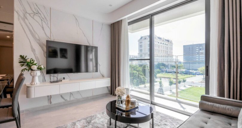 gen h z6825604370831 1f57ed0753880954dcdf516dc99283b0 810x430 - Cho thuê Cadinal Court Block A Tầng 3 DT 76m 2 phòng giá 31,5 triệu