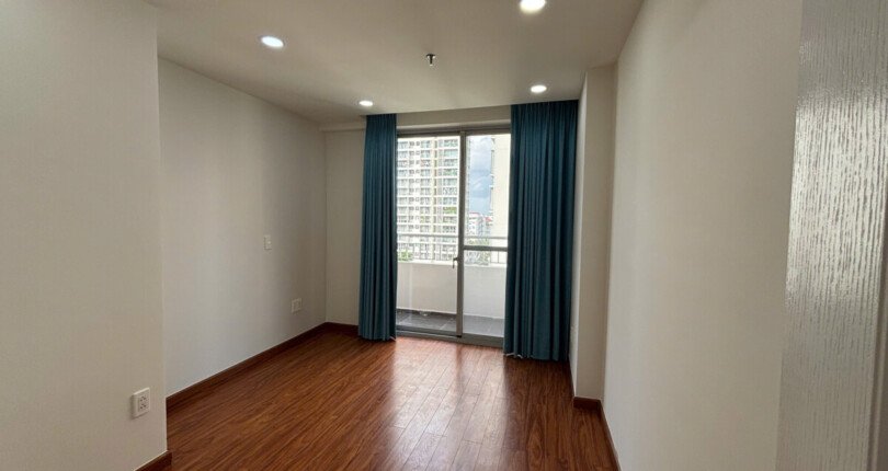gen h z6831907854235 015f2bd4ba08b775a05327445ecbc470 810x430 - Cho thuê Scenic Valley Block A tầng 6 dt 122m 3 phòng giá 33 triệu