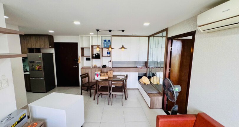 gen h z6831909415609 ad2e550443ed36ba7fa581dbbc2462bf 810x430 - Cho thuê Hưng Phúc Block A Tầng 4 dt 78m 2 phòng giá 17 triệu