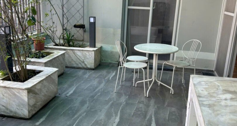 gen h z6832411072091 b63f859839dc413f08ff2b5cb5c0e574 810x430 - Cho thuê Penthouse Star Hill Block E Tầng 14 dt 230m 4 phòng giá 2500 usd