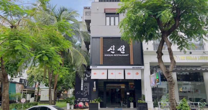 hinh anh cho thue toa nha nguyen can duong phan khiem ich khu hung gia 4 phu my hung t7 2025 810x430 - Giá cho thuê tòa nhà nguyên căn làm nhà hàng góc công viên Đường Phan Khiêm Ích Hưng Gia 4 T7/2025