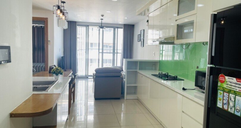hinh anh phong khach can ho can ban 4 810x430 - Bán căn hộ chung cư Scenic Valley 1, 70m2, giá 6.050 tỷ, đầy đủ nội thất , xem nhà dễ.