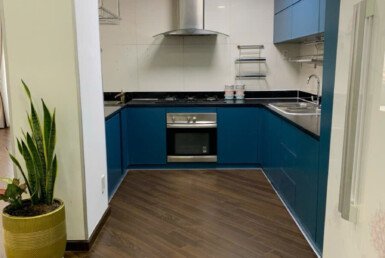 khong-gian-bep-rong-rai