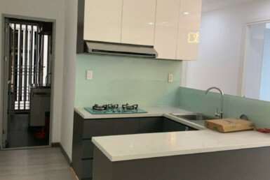 khong-gian-bep-rong-rai