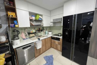 khong-gian-bep-rong-rai