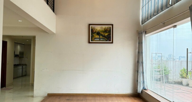 khong gian phong khach sang trong rong rai 810x430 - Giá mua bán Penthouse tháp 3b chung cư Sky Garden 2 phường Tân Hưng T7/2025