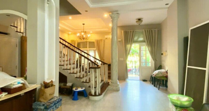 khong gian tang tret nha biet thu cho thue 810x430 - Giá cho thuê nhà Biệt thự nguyên căn Nội khu Mỹ Thái 2 Phú Mỹ Hưng T7/2025