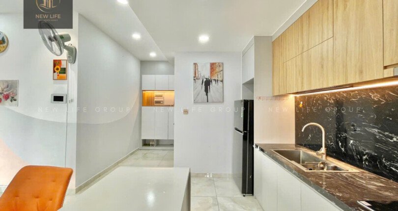 khu vuc bep can ho can cho thue 810x430 - Cho thuê căn hộ chung cư Acsentia, 84m, 02pn, nhà đẹp, đầy đủ nội thất, giá 26tr/tháng.