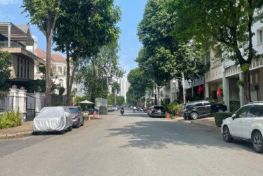 nha-biet-thu-toa-lac-mat-duong-pham-thai-buong