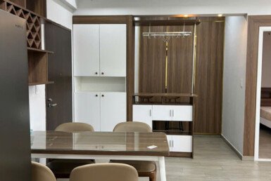 phong-an-4-ghe-rong-rai