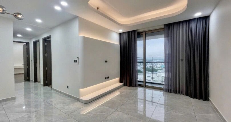 phong khach can ho ban 2 810x430 - Bán gấp căn hộ 3pn tháp C căn góc chung cư The Peak Phú Mỹ Hưng giá 12,8 tỷ