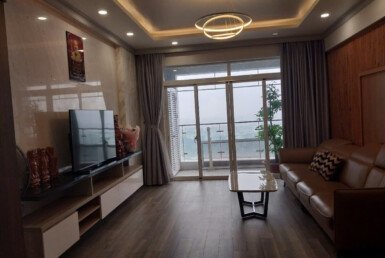 phong-khach-can-ho-ban