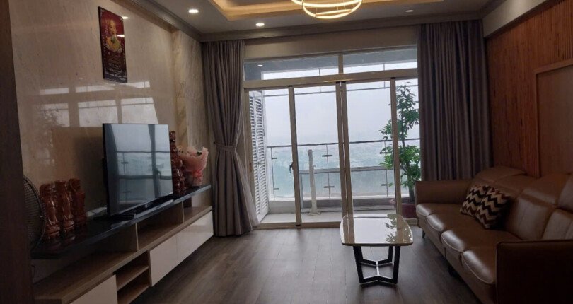 phong khach can ho ban 41 810x430 - Giá mua bán căn hộ 3pn Tháp C chung cư Riverside Residence T7/2025