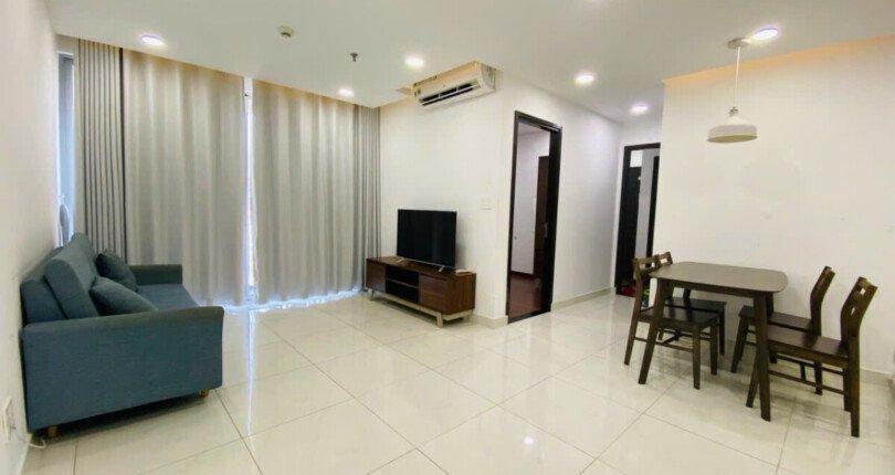 phong khach can ho ban 42 810x430 - Bán căn hộ 70m2, chung cư Scenic Valley 1, giá 5.9 tỷ, 02pn, đầy đủ nội thất, xem nhà dễ.