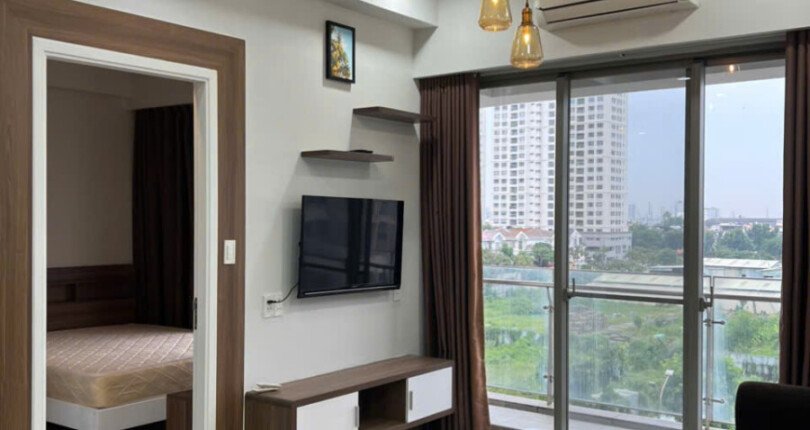 phong khach can ho ban 48 810x430 - Giá mua bán căn hộ 2pn tháp B chung cư Hưng Phúc Hapapy Residence T8/2025