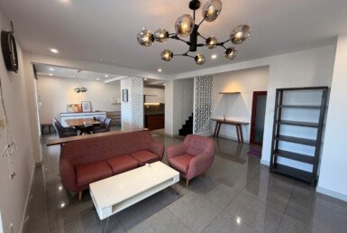 phong-khach-can-ho-ban