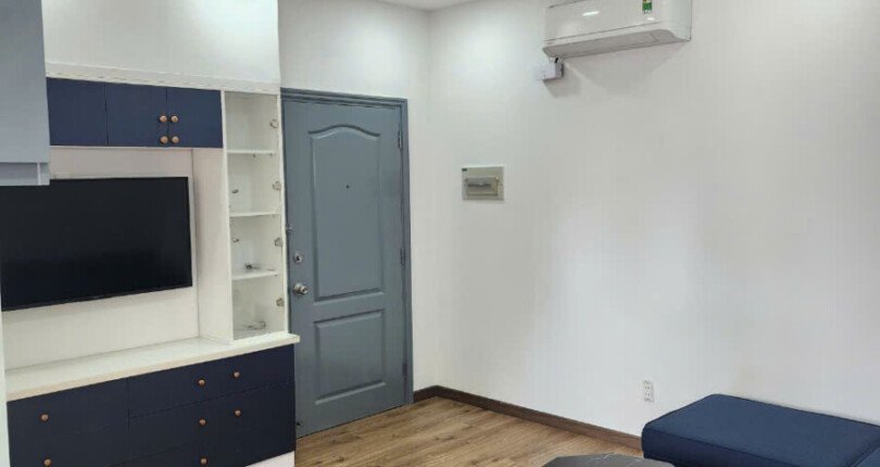 phong khach can ho ban 68 810x430 - Bán căn hộ chung cư Hưng Vượng 2, 60m2, 02pn, giá 3.680 tỷ, nhà đang có hợp đồng thuê 12tr/tháng.