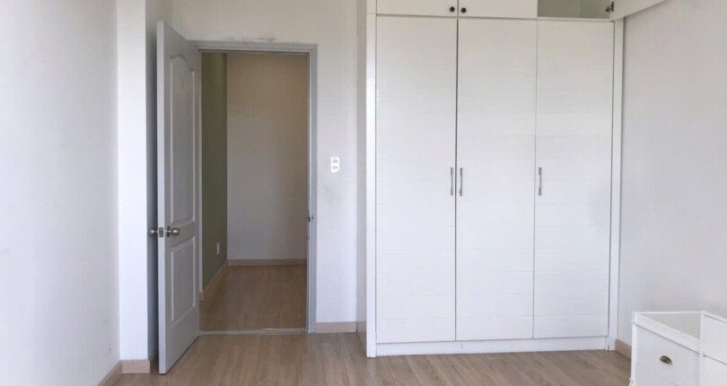 phong ngu can ho ban 11 810x430 - Bán căn hộ chung cư Grand View C, diện tích 158m2, giá 15.8 tỷ, nhà đang có hợp đồng thuê lâu dài.