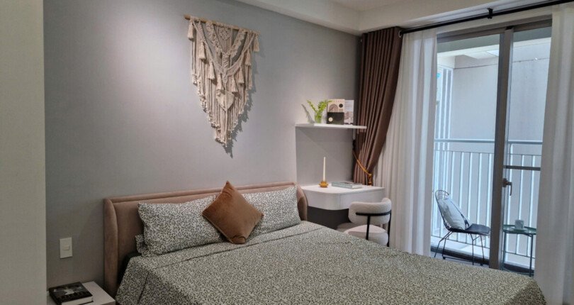 phong ngu can ho ban 9 810x430 - Bán căn hộ 110m2, chung cư Scenic Valley 1, 03pn, giá 9.5 tỷ, nhà đẹp, nội thất đầy đủ.