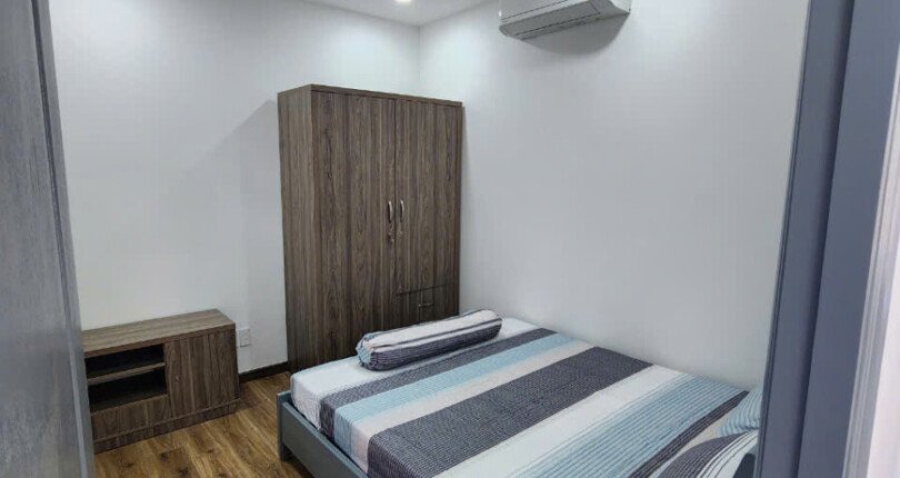 phong ngu can ho can ban 35 810x430 - Bán căn hộ chung cư Hưng Vượng 2, 60m2, 02pn, giá 3.680 tỷ, nhà đang có hợp đồng thuê 12tr/tháng.